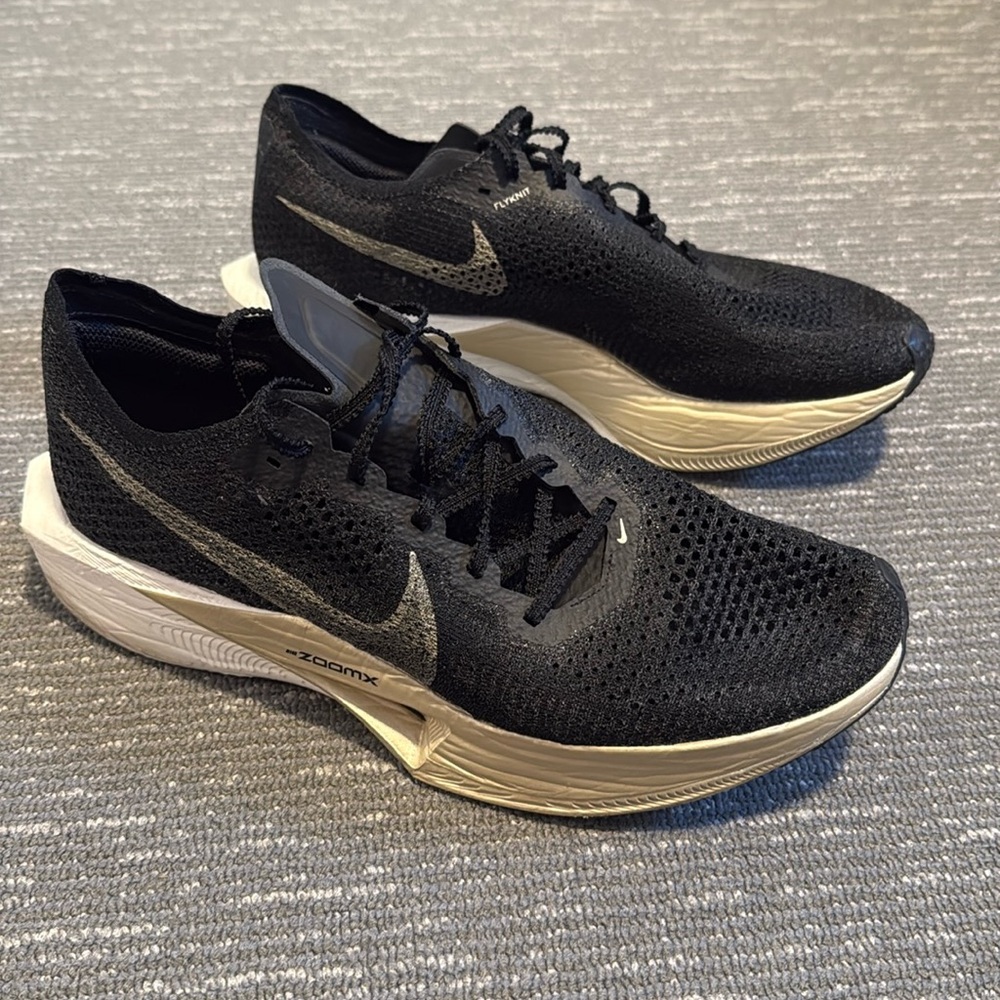 Nike Men’s Vaporfly 3 Black/Metallic Gold - Size 11